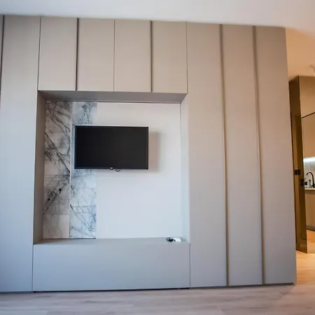 Opera Apartment *