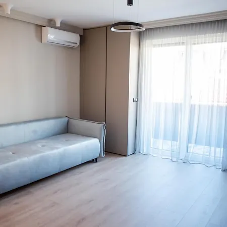 Opera Apartment *