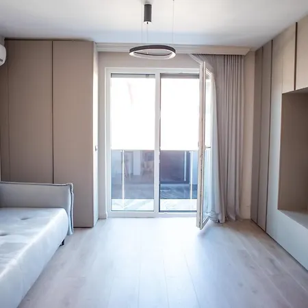 Apartment Opera *