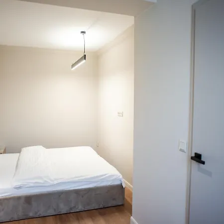Opera Apartment *