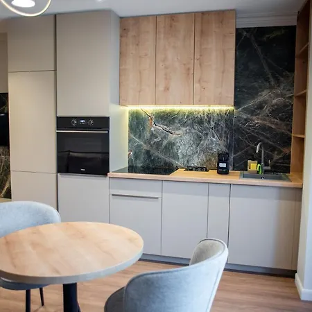 Opera Apartment *